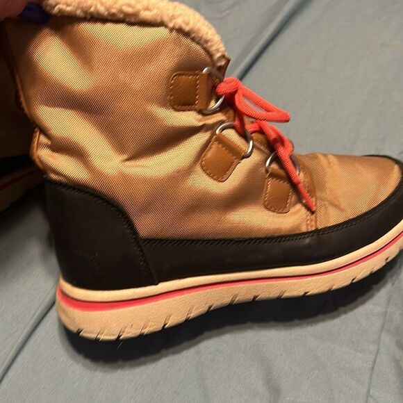 Target Women's Winter Waterproof Lace Up Ankle Boots Size 8 - Picture 6 of 9